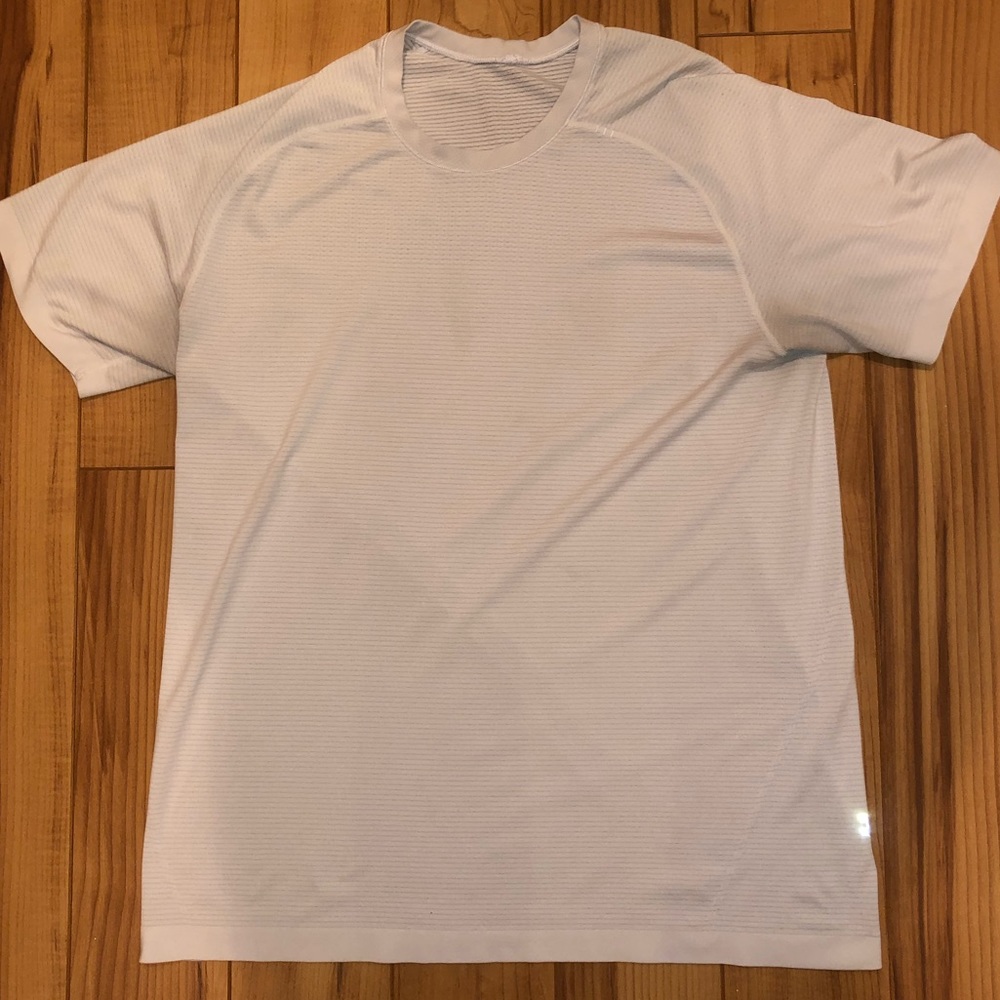 Lululemon Metal Vent Tech (Large)